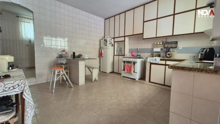 Imagem Se você busca espaço, localização e versatilidade, esta é uma oportunidade rara. Localizada na ...