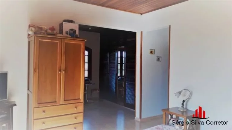 Imagem Casa a venda com 03 quartos em Vila Nova Suíça na Região do Portal.