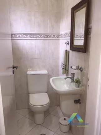 Imagem Sobrado com 2 Quartos e 2 banheiros à Venda, 110 m² por R$ 520.000,