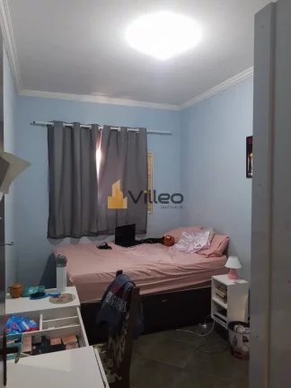 Imagem Viva o equilíbrio perfeito entre tranquilidade e praticidade nesta residência térrea exclusiva no...