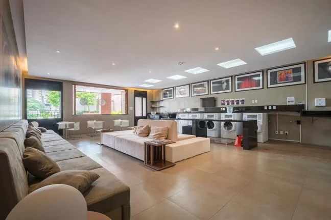 Imagem Studio de Luxo para Locação em Condomínio na Bela Vista, São Paulo-SP: 1 Quarto, 2 Salas, 1 Banheiro, 1 Vaga de Garagem!