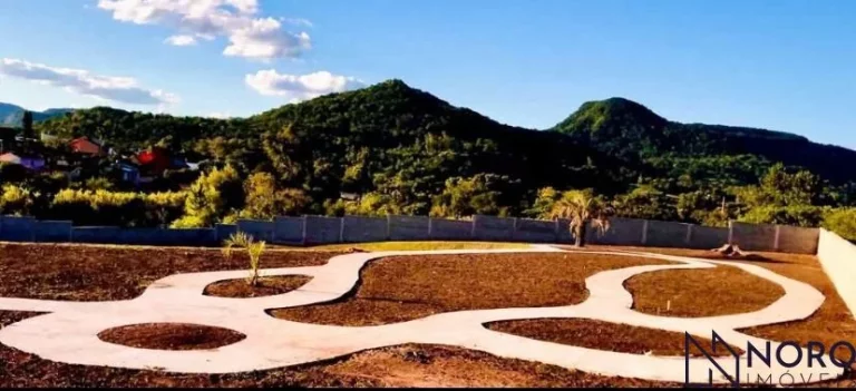 Condomínio de Terrenos ótima localização