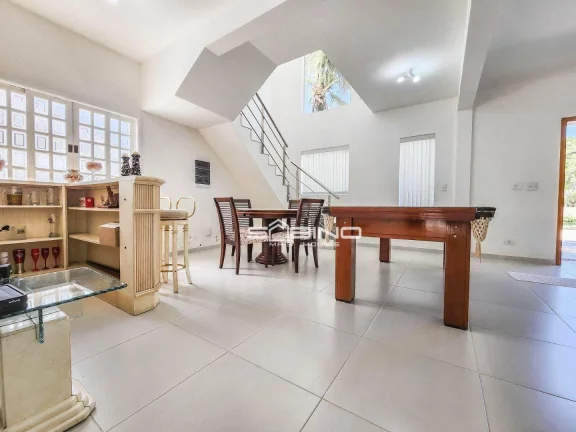 Imagem Belíssima casa à venda e Locação Anual com 4 Dormitórios 2 Suítes 281m² de área útil, na Riviera de São Lourenço - Bertioga SP