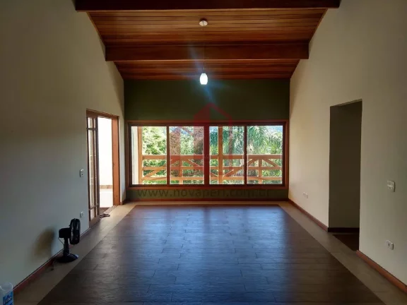 Imagem Chácara de luxo à venda em Mairiporã-SP, Residencial Ypeville: 6 quartos, 2 suítes, 5 banheiros, 20 vagas, 700m². Aproveite!