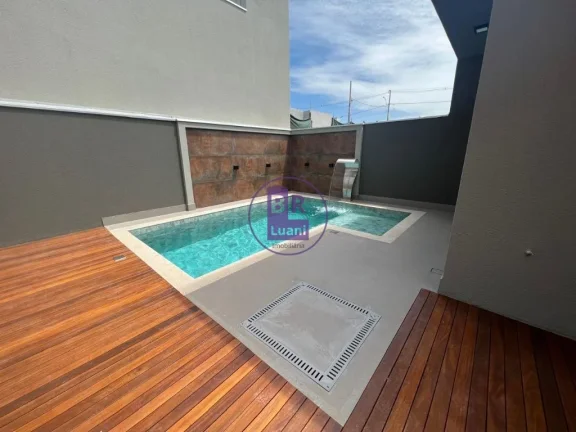 Imagem Belíssima casa alto padrão em condomínio fechado em Cambé