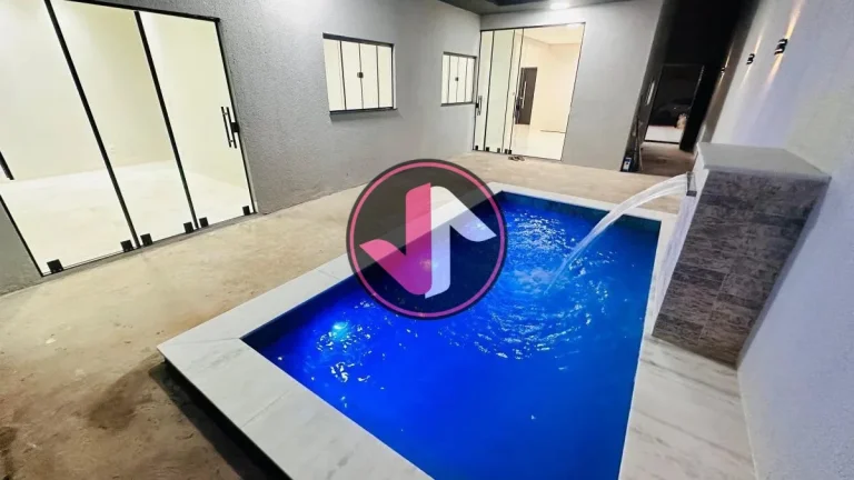 Imagem IMÓVEL COM ACABAMENTO PREMIUM E PISCINA DE ALVENARIA Casa Disponível para Venda na Planta no Bairr...