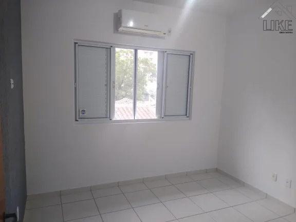 Imagem Vendo uma Linda Casa sobrado 3 quartos sendo 1 suíte no Jardim Satélite