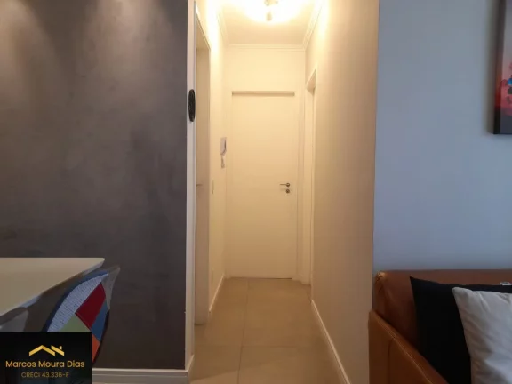 Imagem Apartamento na Pompeia com 2 dormitórios (1 suíte) e 1 vaga, próximo ao Sesc Pompeia. Edifício com portaria 24h e lazer
