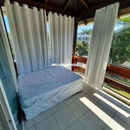Imagem Casa Alto Padrão á venda localizada na Praia do Estaleirinho em Balneário Camboriú