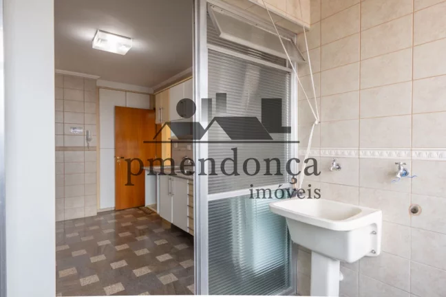 Imagem Apartamento na Rua Monte Alegre com 126m², 3 quartos (1 suíte) e 2 vagas.