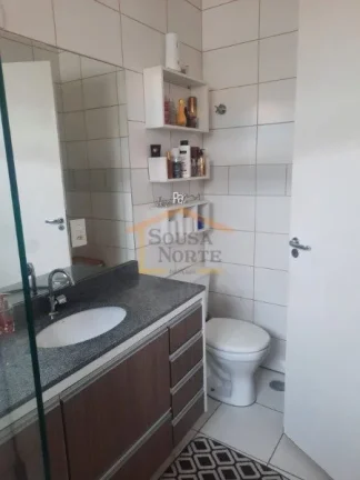 Imagem Sobrado em condomínio fechado, bem tranquilo e muito arborizado, 3 dormitórios, sendo 1 suíte, es...