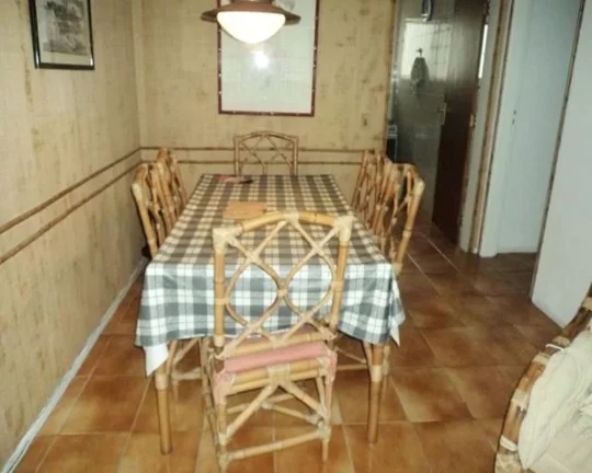 Imagem Apartamento à venda no Guarujá na Praia das Pitangueiras.