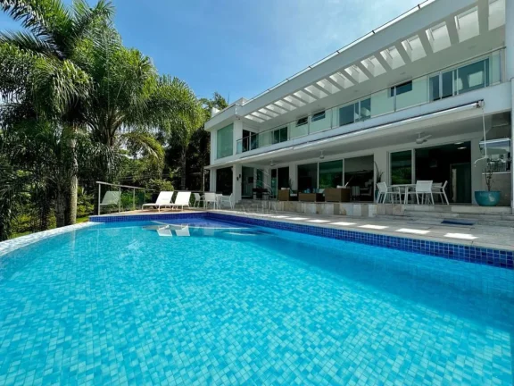 Imagem Linda casa em condomínio na Praia da Santa Rita em Ubatuba!