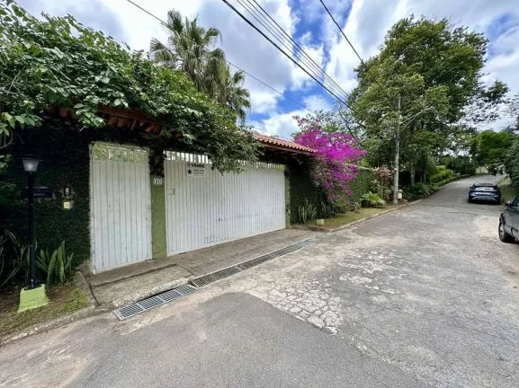 Imagem Cond Pq do Refúgio - 2.900 m² terreno, 5 suítes, piscina, quadra, pomar!