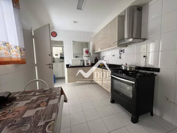 Imagem Casa com 3 dormitórios à venda, 158 m² por R$ 1.080.000 - Boqueirão - Santos/SP