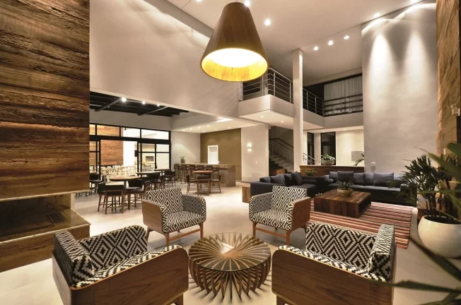 Imagem Terreno à venda em Capão da Canoa, Centro, 560m²