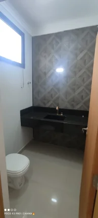 Imagem Casa à Venda com 450m², 3 dormitórios, 3 suítes, 1 sala e 4 vagas!!!