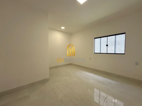 Imagem A casa possui 

- 3 quartos sendo 1 suíte 
- Sala 
- Cozinha 
- 2 banheiros 
- Área gurmet com chu...