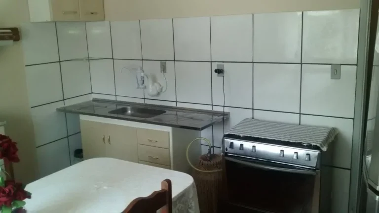 Imagem Galpão Comercial Terreno de 10 x 13 e casa de 2 Dormitorios Estuda Permuta
