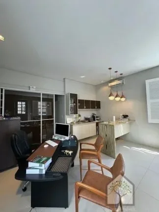 Imagem Casa comercial no centro