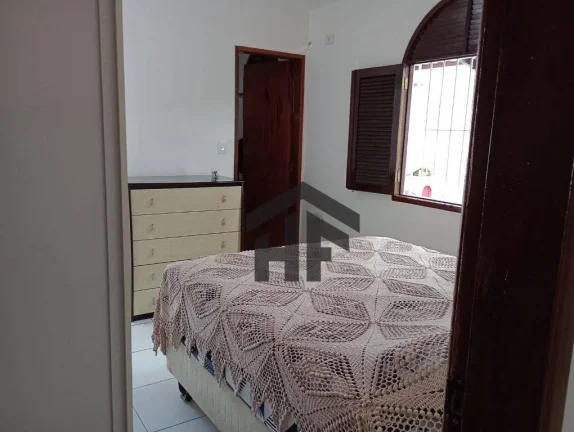 Imagem Casa à venda, com 3 quartos sendo 2 suites, com edícula, localizada no Janga, Paulista - PE.