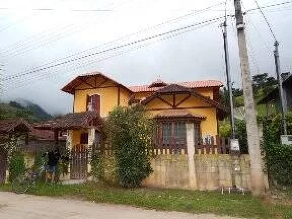 Imagem Vendo esta maravilhosa casa em Lumiar. Nova Friburgo rj.