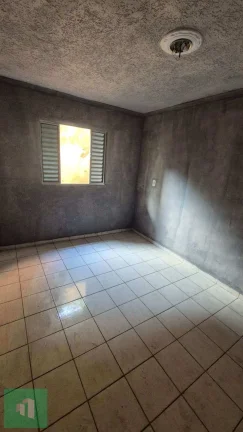 Imagem Casa à venda em Mauá, Parque Bandeirantes, com 3 quartos