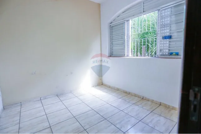 Imagem Casa Ampla e Confortável com Preço Reduzido!