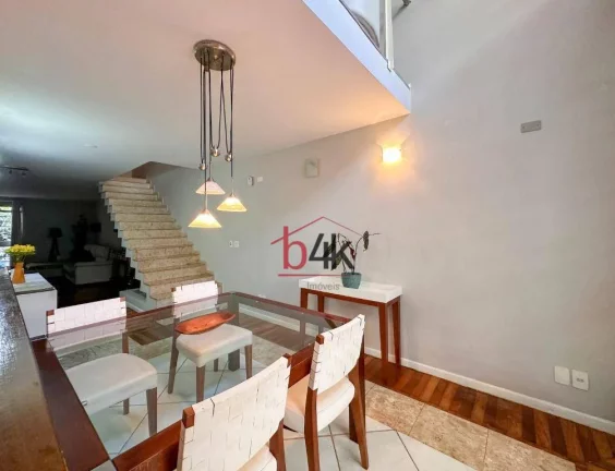 Imagem Casa com 3 dormitórios à venda, 220 m² por R$ 2.120.000 no Brooklin