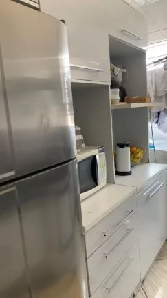 Imagem Apartamento com 2 dormitórios para alugar, 52 m² por R$ 1.700,00/mês - Vila Perracini - Poá/SP