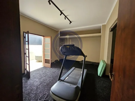 Imagem Casa à venda em São Paulo-SP, Jardim Paulista: 4 quartos, 1 suíte, 2 salas, 2 banheiros, 2 vagas, 325m². Venha conhecer!