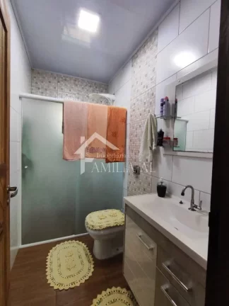 Imagem Casa com Piscina no Aventureiro