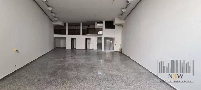 Imagem Prédio comercial para locação na Rua Pio XI São Paulo SP com 942m², 3 pavimentos e 12 vagas de garagem