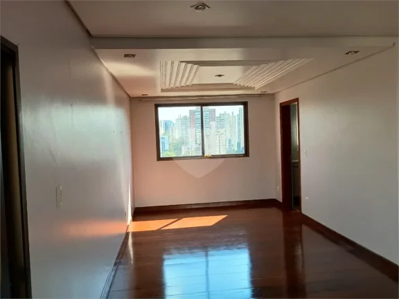 Imagem Apartamento à venda ou para alugar com 4 quartos, sendo 1 suíte, no condomínio Patricia, São Paulo - SP