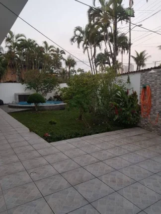 Imagem Casa com 3 dormitórios à venda, 331 m² por R$ 1.700.000,00 - Balneário Flórida - Praia Grande/SP