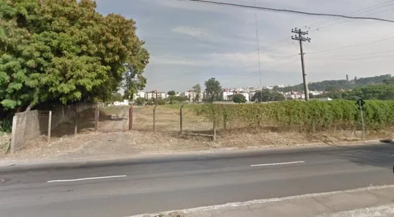 Área com 32400m², em região privilegiada, terreno plano, ótimo acesso, perfeito para empreendime...