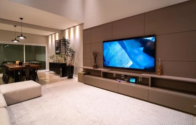 Imagem Casa em Condomínio de Luxo em Itapeva, Votorantim-SP: 3 Quartos, 3 Suítes, 4 Vagas de Garagem, 280m² de Área!