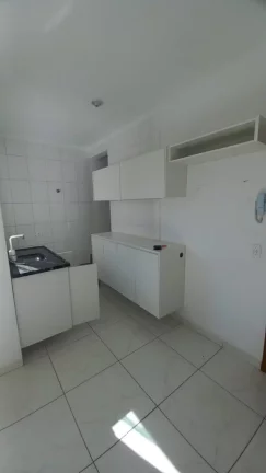 Imagem Apartamento à venda na Vila Junqueira, Santo André-SP: 2 quartos, 1 banheiro, 1 vaga de garagem, 73m² de área. Venha conhecer!