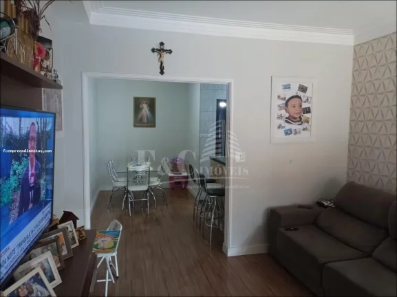 Imagem Casa para Venda em Limeira, Jardim Ipanema, 2 dormitórios, 1 banheiro, 3 vagas