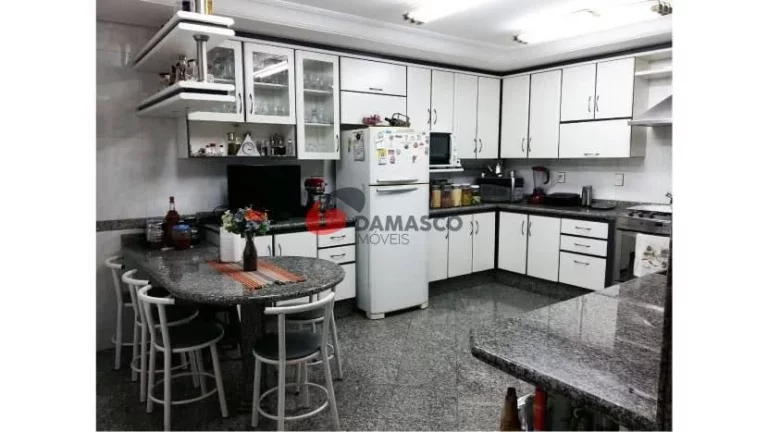 Imagem Sobrado à venda 3 Quartos, 3 Suites, 6 Vagas, 600M², Cerâmica, São Caetano do Sul - SP