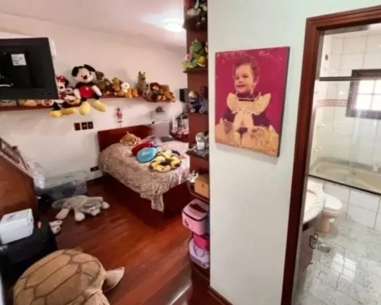 Imagem Belíssima casa com 5 dormitórios no Bairro Marapé-Venda e Locação!!!