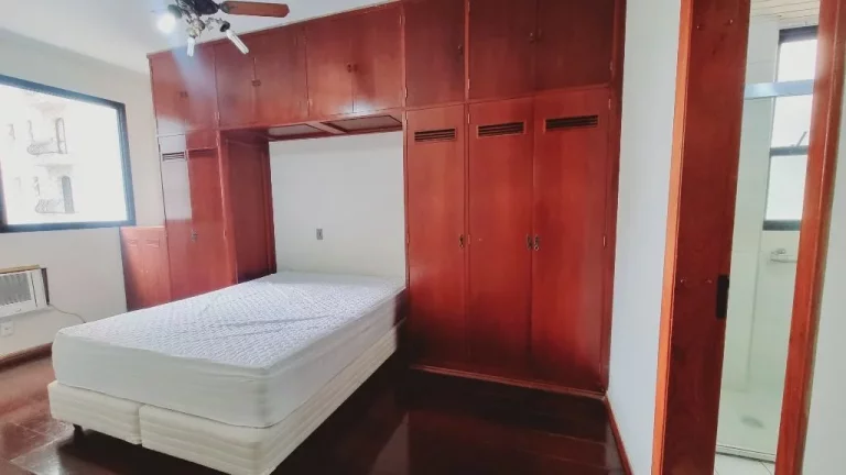 Imagem Apartamento com 3 dormitórios à venda, 140 m² por R$ 680.000,00 - Pitangueiras - Guarujá/SP