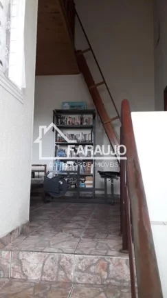 Imagem Casa em Condomínio à Venda em Sorocaba-SP, Jardim Ibiti: 3 Quartos, 1 Suíte, 2 Salas, 2 Banheiros, 6 Vagas, 226m².