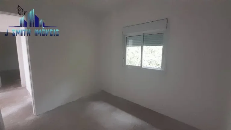 Imagem CASA 212m², ISOLADA EM CONDOMÍNIO NO JARDIM DA GLÓRIA - KM 24.
