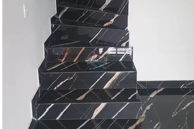 Imagem Casa assobradada com 3 dorms e 4 vagas