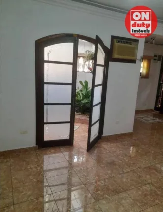 Imagem Casa com 3 dormitórios à venda, 150 m² por R$ 370.000,00 - Vila Cascatinha - São Vicente/SP