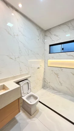 Imagem Casa Alto Padrão à venda no bairro Setor Faiçalville, com 200m² construídos, 3 suítes, completa em armários