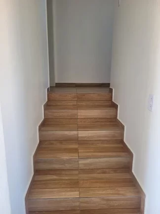 Imagem Imperdível oportunidade de adquirir uma casa com 3 quartos e 6 vagas de garagem em Balneário Rincão-SC, Zona Norte! BRP012