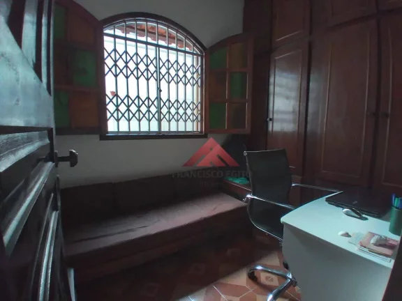 Imagem Casa com 3 dormitórios à venda, 133 m² por R$ 700.000,00 - Mutuá - São Gonçalo/RJ