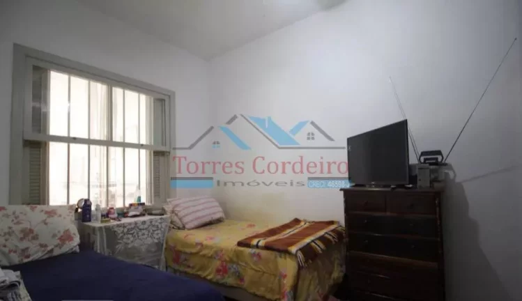 Imagem Casa com 2 dorm. + 2 vagas - Vila Morse